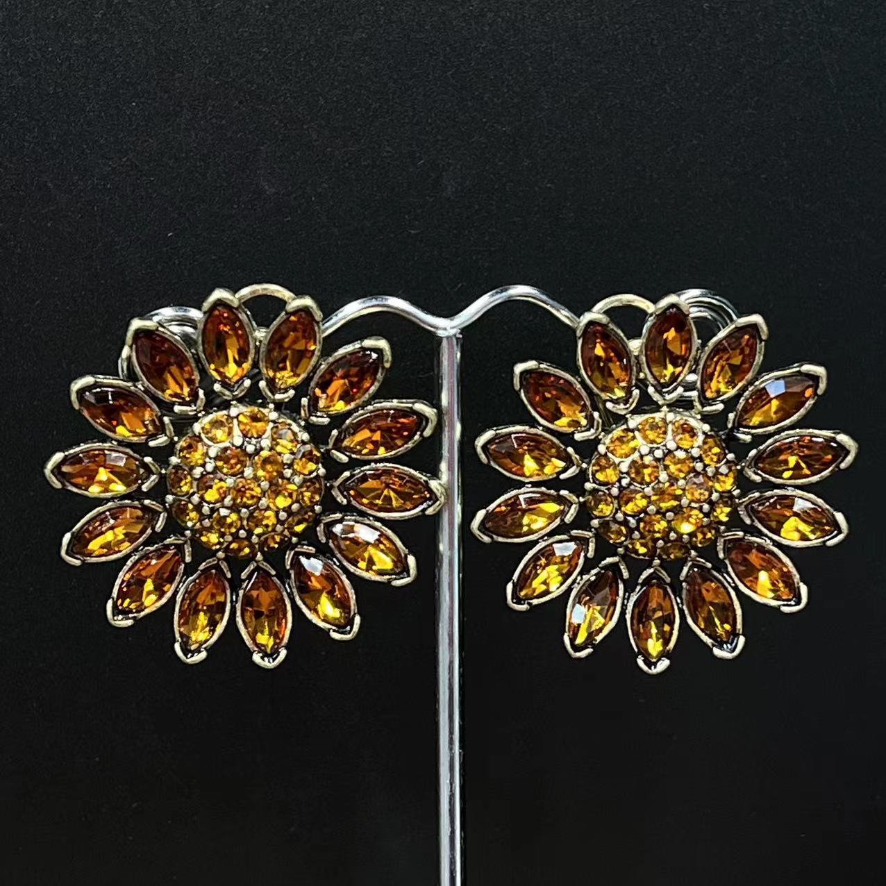 Винтажные Западные Антикварные Серьги-Гвоздики с Подсолнухом Тяжелые Полностью Позолоченные Шарм-Серьги