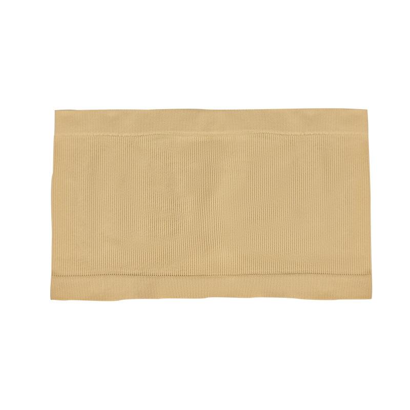Large Size Thin Bra with A Strapless Base and A Straight Cut Inside To Prevent Light From Escaping and Leave No Trace