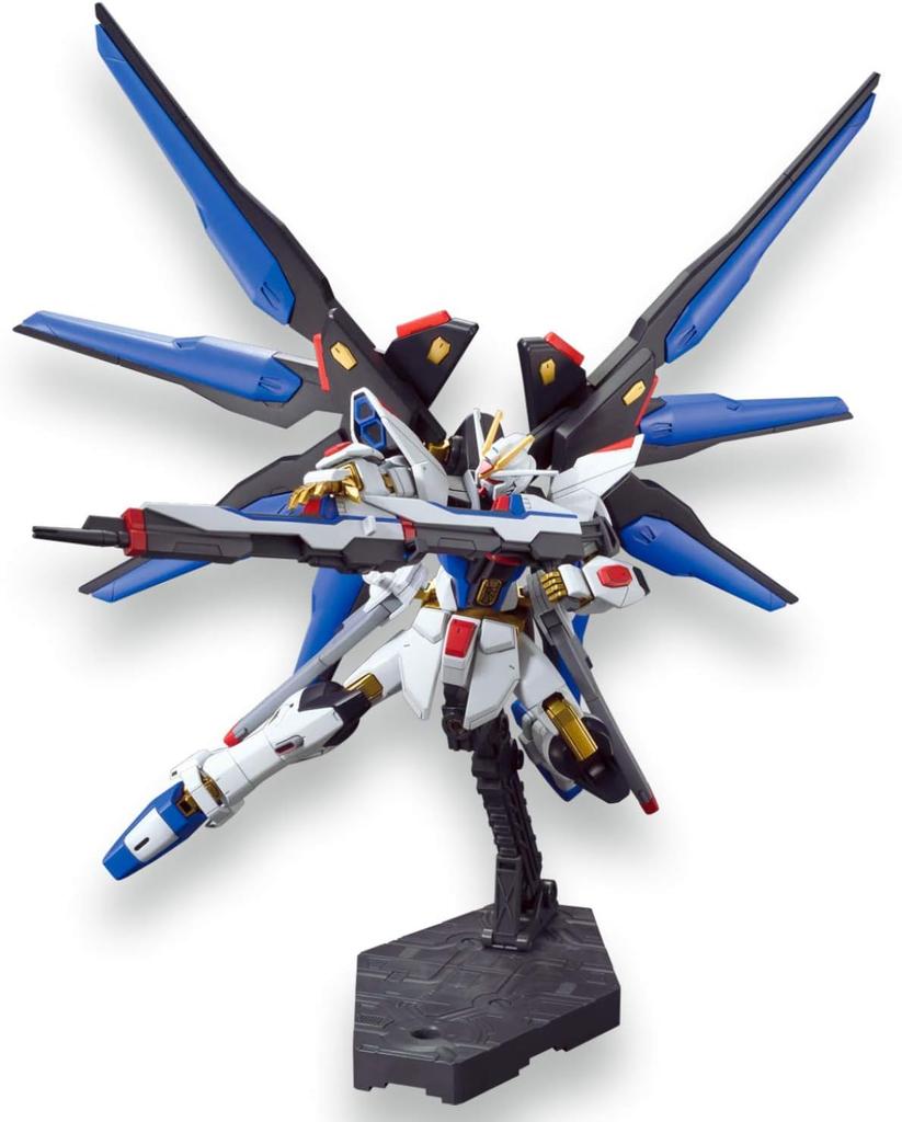 HGCE Strike Freedom SEED DESTINY Maßstab Plastikmodellbausatz [HG] ZGMF-X20A 1/144 vorgemalt