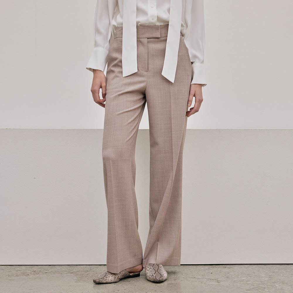 Hiikeu Semi-Wide Straight Slacks_Melange Beige