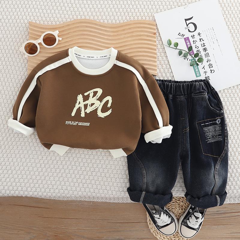 

Комплект из двух предметов с длинными рукавами для мальчиков от 0 до 5 лет, модный детский комплект с капюшоном и надписью, повседневные джинсовые брюки, удобная одежда для мальчиков и малышей M коричневый