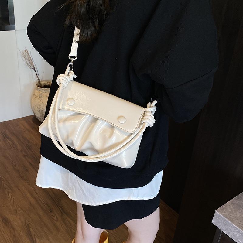 Premium pleated bag women's new fashionable large-capacity underarm bag versatile shoulder messenger bag
