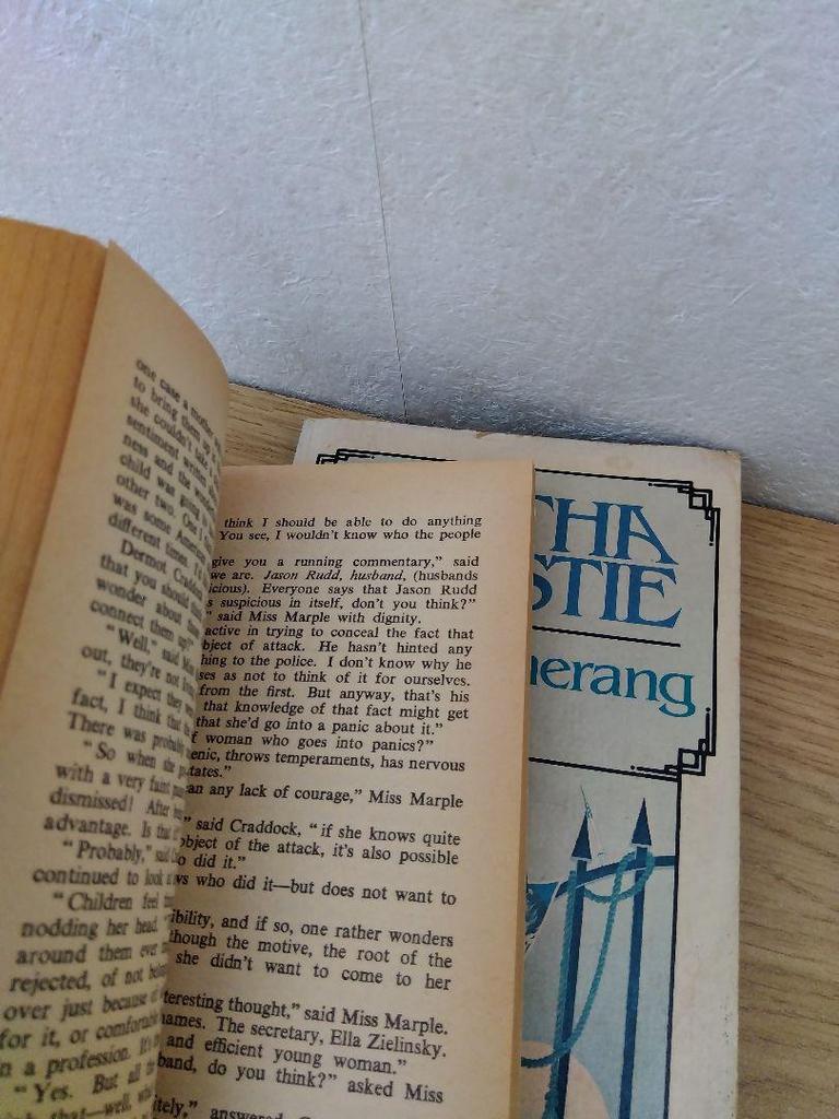 [USED] Agatha Christie Paperback 2-Book Set