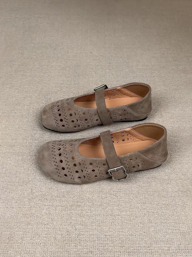 Sheepskin Version~ Korean Version of Round Head Hollow Hole Shoes Flat Bottom One-word Buckle Mary Jane Shoes Women's 2025 Spring and Summer Shoes