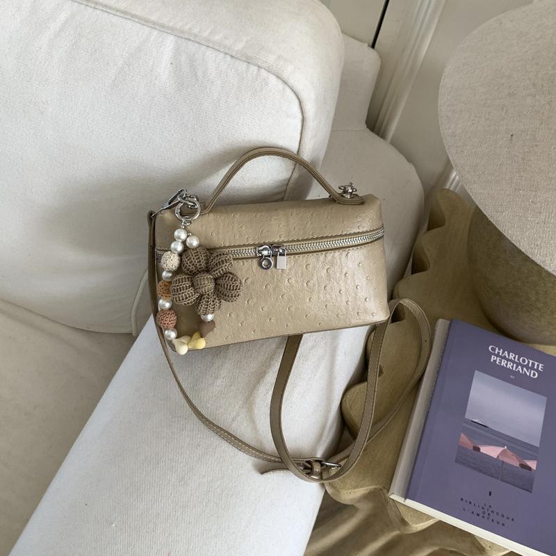 Han niche design simple casual daily commute handbag women's 2026 spring new messenger small square bag