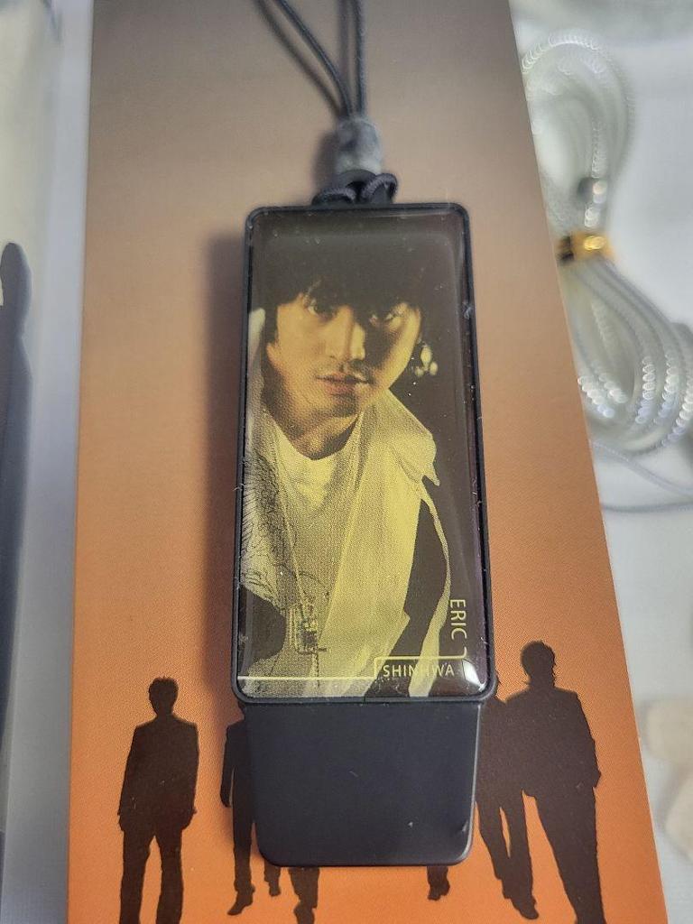 [USED] Shinhwa Shinhwa Traffic Strap Eric