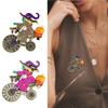 Bezaubernde Hexe auf Fahrrad Kürbis Brosche Legierung Schmuck Accessoire Für Halloween Outfit