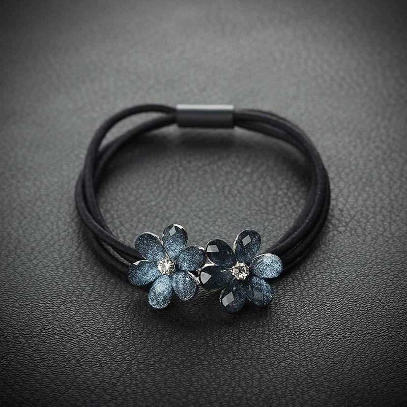 

Ins Rhinestone Rope Female Ponytail Strong Hair Rope Headdress Retro Korean Version of The Simple Rubber Band Leather Case Tie Hair Ring