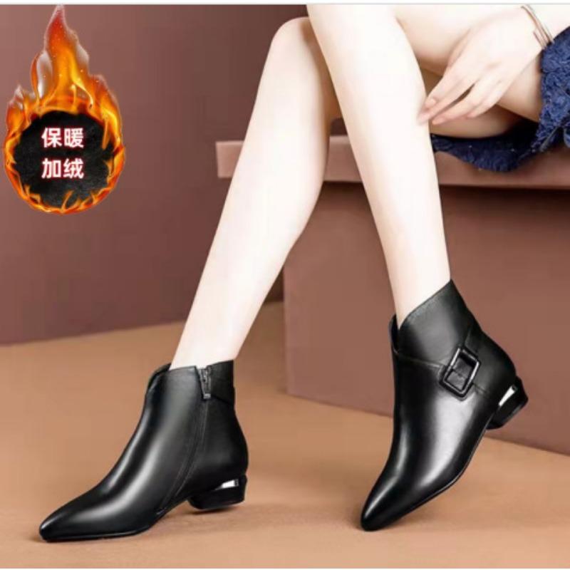 

Мягкая кожа короткие ботинки женские новые толстый каблук ботинки Мартин бархатные женские ботинки острый носок туфли для мамы одинарные модные ботинки 40