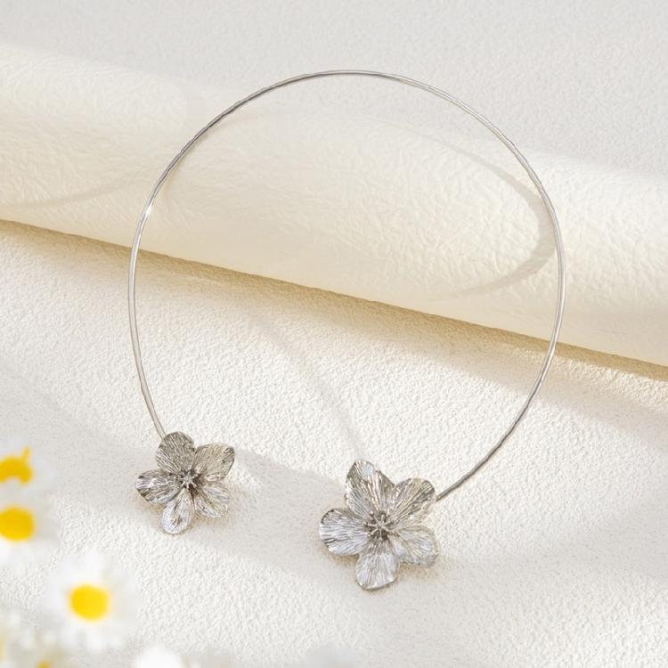 Minimalist Floral Pendant Necklace Adjustable Stackable Chain Jewelry Elegant Geometric Jewelry For Women Vacation Charm