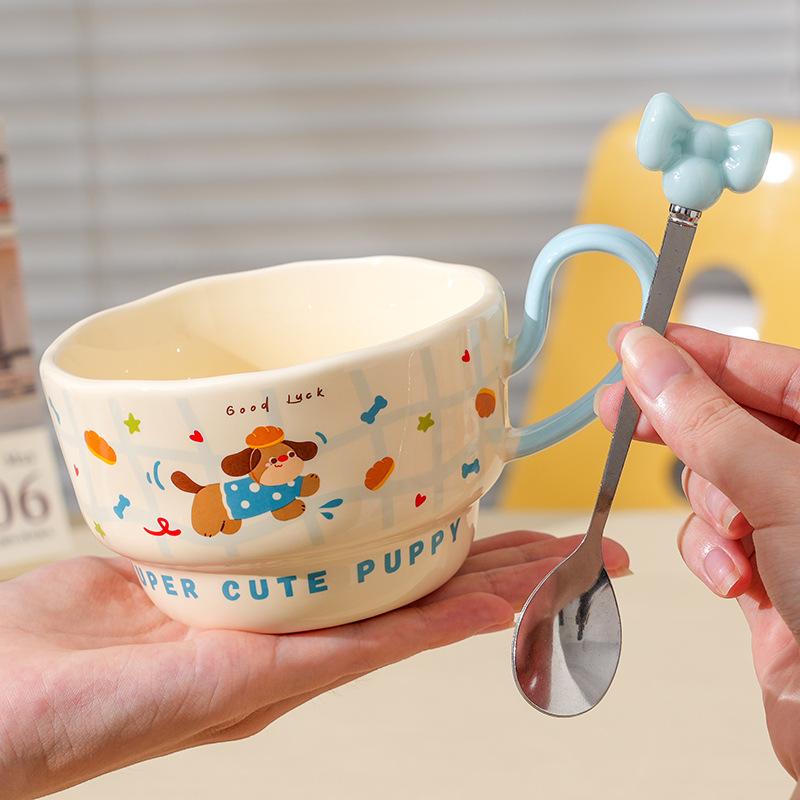 

Креативная керамическая чашка высокой ценности с ложкой, бытовая, большой емкости, парная чашка для воды, подарочная кружка в стиле инс 380ml