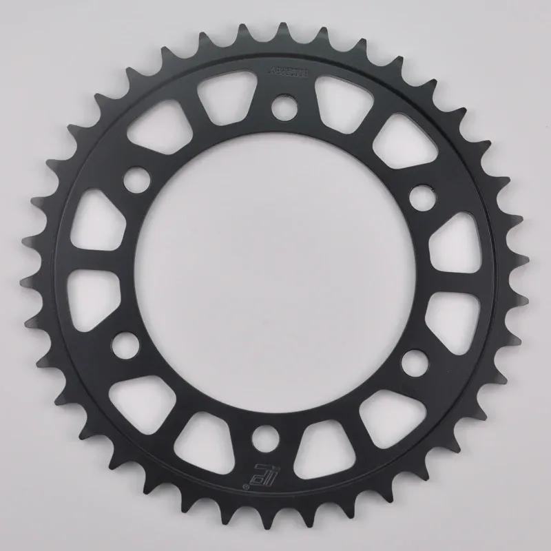 520 Motorcycle Rear Sprocket For Yamaha MT25 MT-25 YZFR25 16-18 YZF-R3 15-24 MT03 MT-03 MTN320 16-24 R6 YZFR6 03-24 YZFR6S 06-10