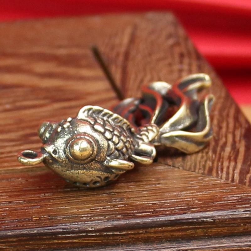 Goldfish big tail fish pure brass animal fish pendant, pendant, keychain, small gift for men and women, pure copper handicraft.