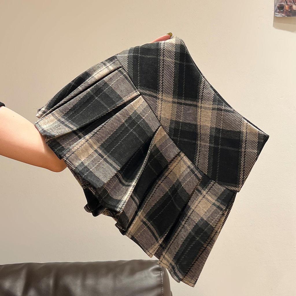 Women's Retro Plaid Pleated Skirt - College Style Mini for Autumn/Winter