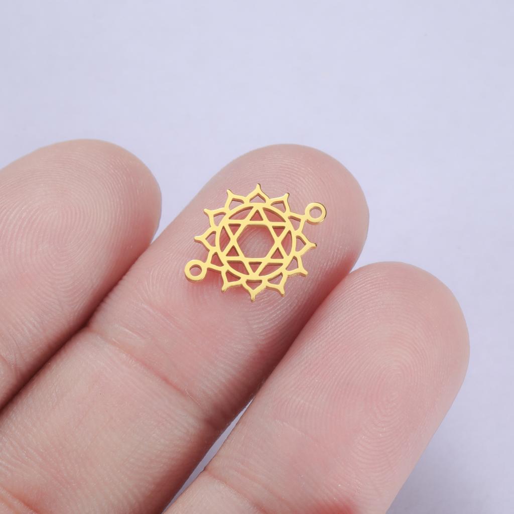 LIKGREAT Yoga Pendant 7Chakra Pendants for DIY Jewelry Handmade Decor Energy Healing Meditation Charm for Bracelet Necklace Gift