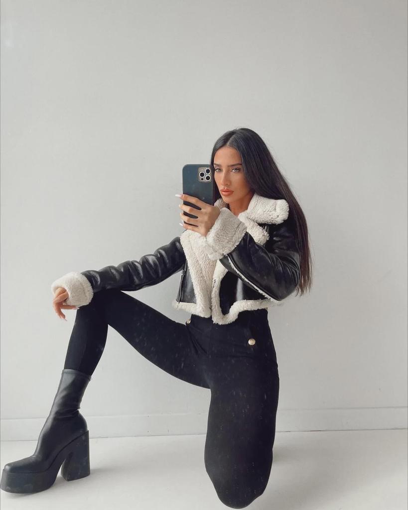 2023 Black Leather and White Fur Short Motorcycle Jacket - Autumn/Winter Street Style