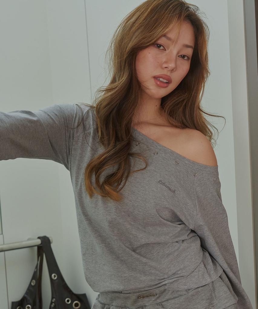 Leuhemia Metal Button Off-Shoulder_ Gray