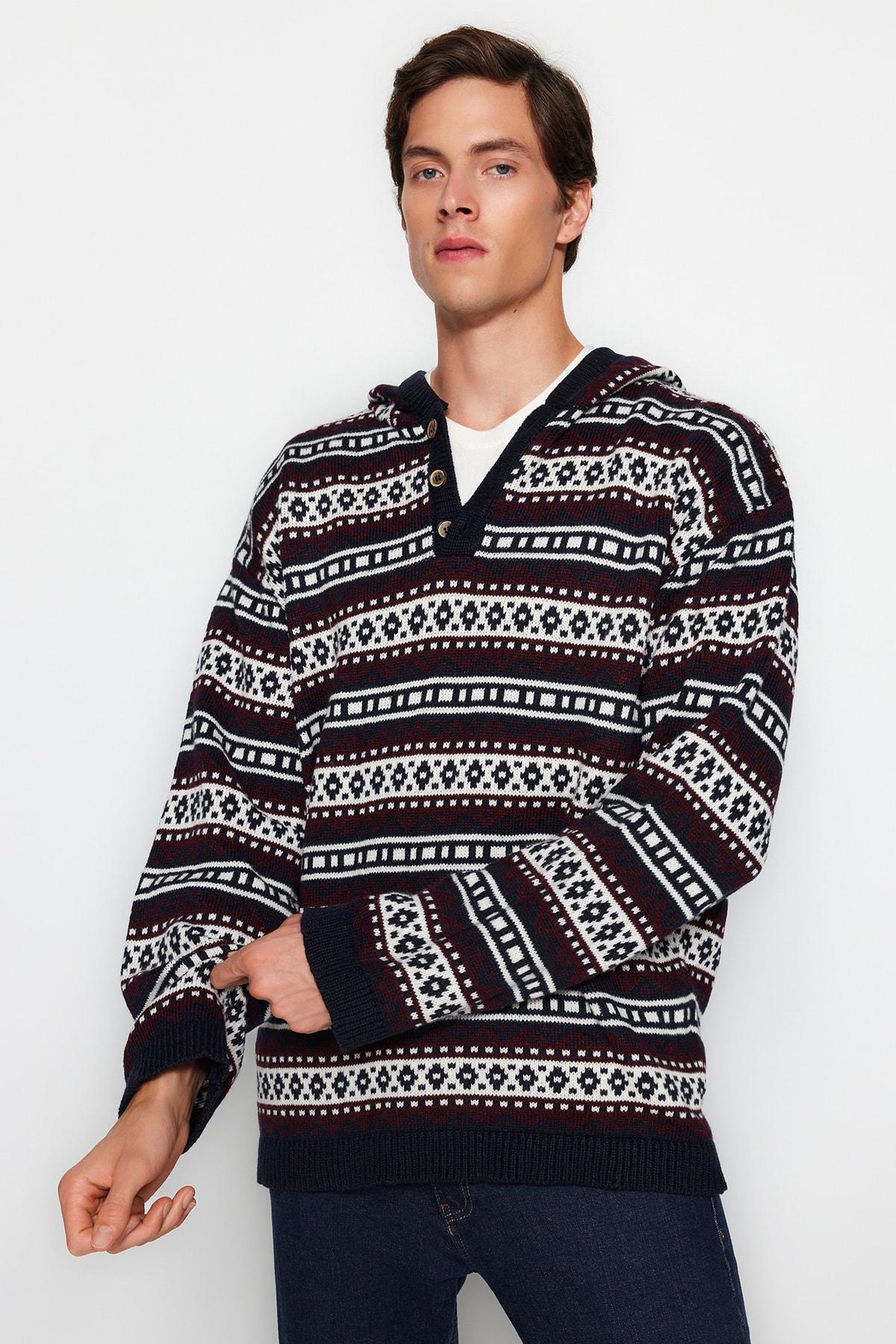 

Темно-синий мужской жаккардовый вязаный свитер оверсайз широкого кроя с капюшоном...