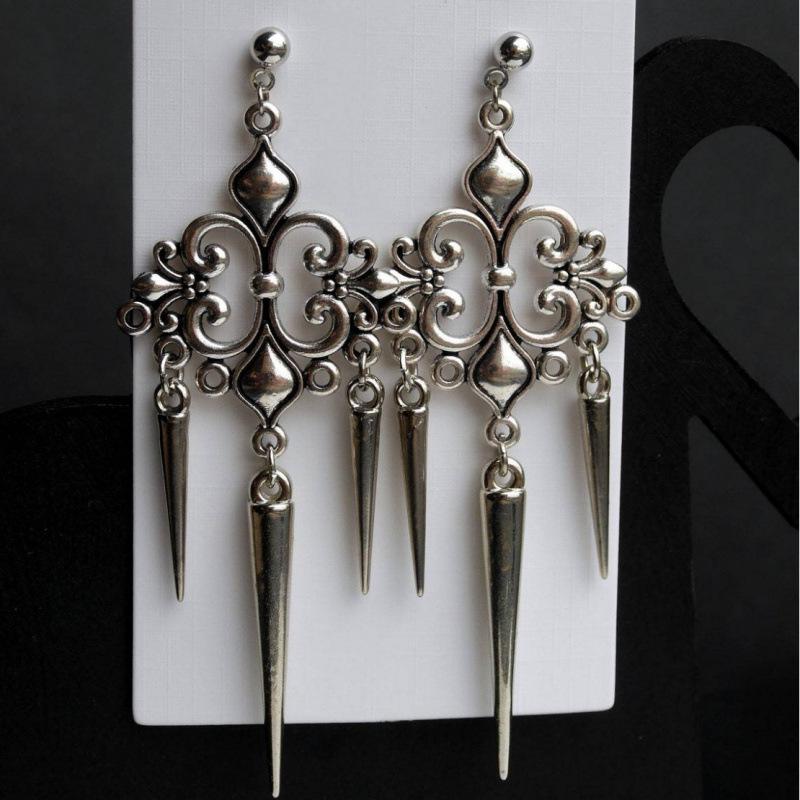 Silver Gothic Filigree Pointed Earrings