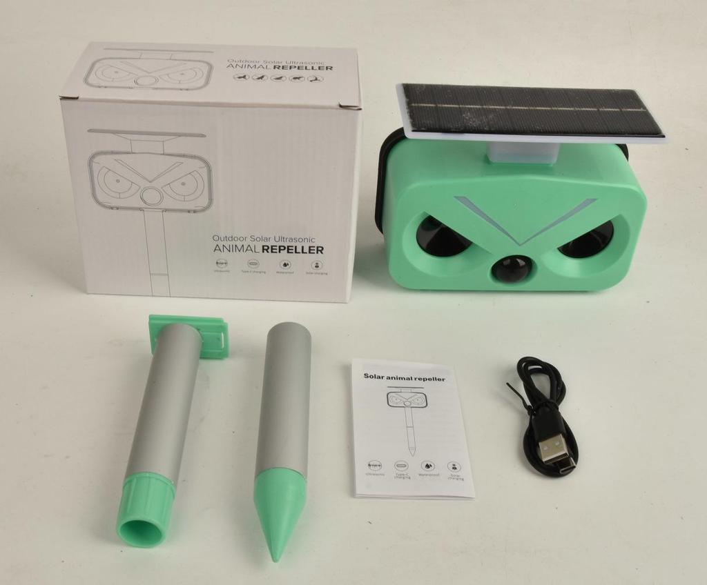 Solar-Powered Multifunctional Animal Repellent for Birds, Cats, and Rodents