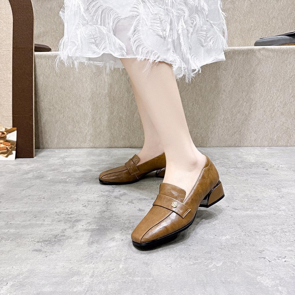 Square head small leather shoes women's 2025 spring new simple and generous light mouth thick heel work shoes medium heel leather shoes dress shoes