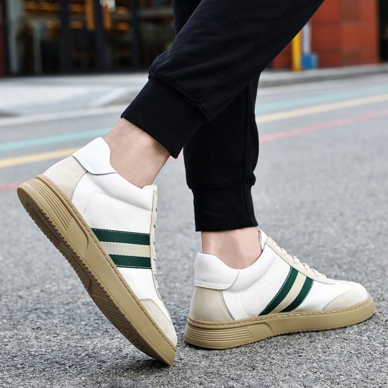 Men's Shoes Autumn and Winter Velvet Cotton Shoes Men's Board Shoes Trend British Style White Shoes Men's Casual Sports Shoes