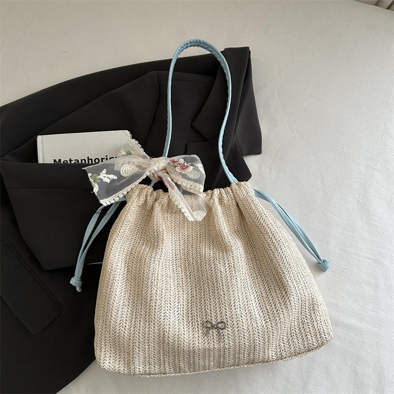 

Xia Shangxin straw beach fresh 2025 popular new trendy fashion simple large capacity portable shoulder tote bag синий