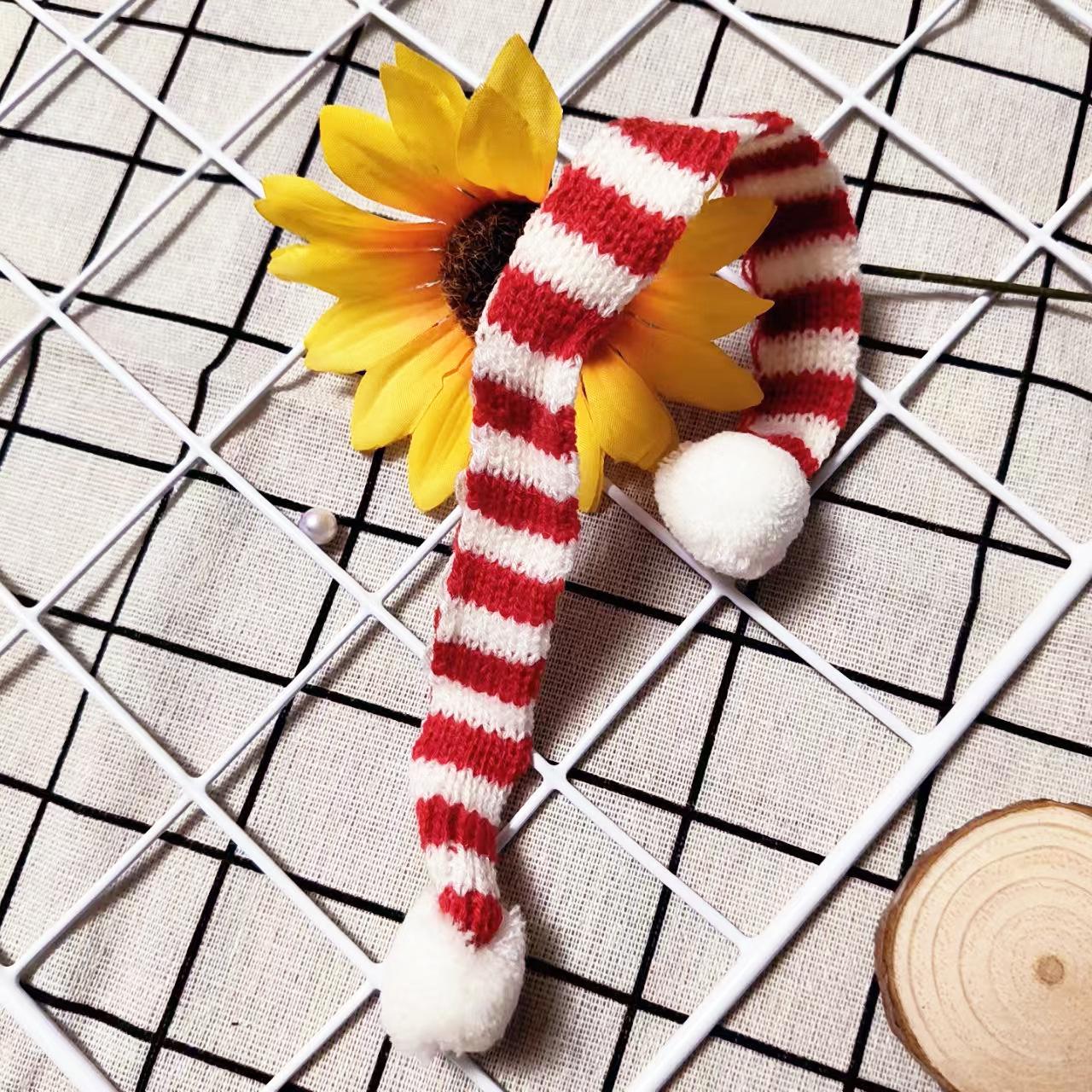 

Брелок Кукла Лабубу Набор Шапка и Свитер для Первого/Второго Поколения