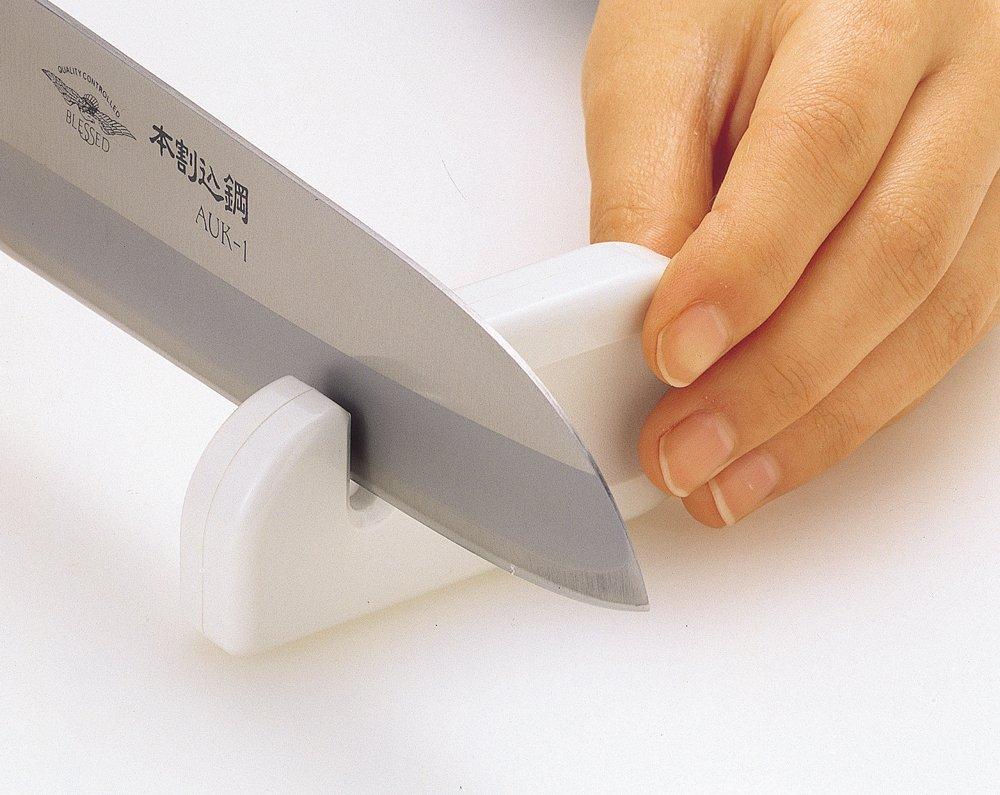 Pearl Metal Ceramic Mini Sharpener C-3524 (Convenient Gadget)