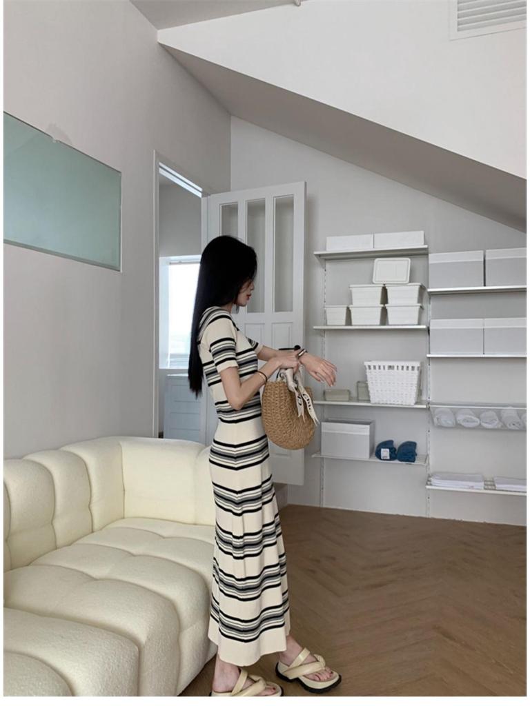 Women's Square Neck Retro Striped Knit Dress - Slim Fit, Midi Pencil Skirt, Cinched Waist, Figure-Flattering for Summer