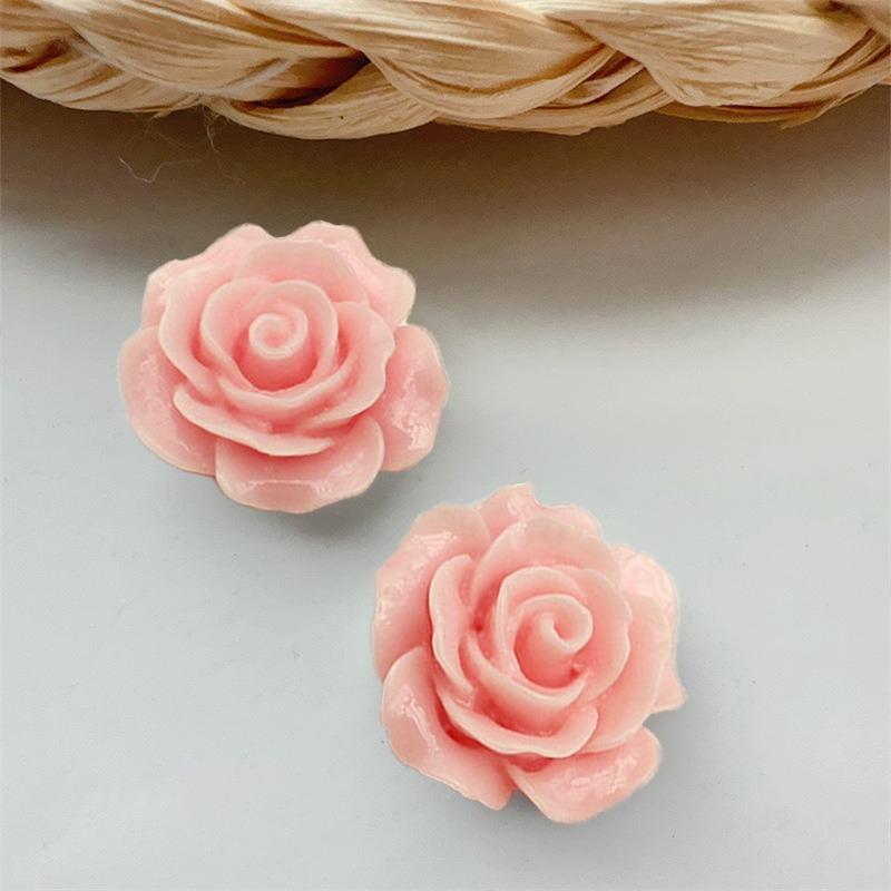 

Simulation rose flower stud earrings, sweet temperament, small and fresh handmade girl age-reducing models, exquisite персиковий