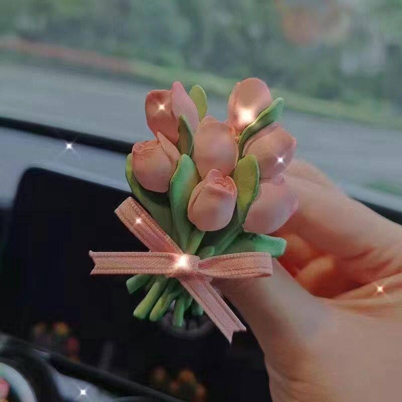 

Car Decoration for Women: Tulip Car Fragrance, Car Perfume, Aroma Diffuser, Flower-Shaped Air Freshener, Interior Ornament A White Tea Tulip