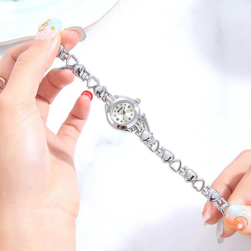 AIYISHI Love Yishi Fashion Trend Women's Quartz Watch with Bracelet - Designed for Students (Model 1869).