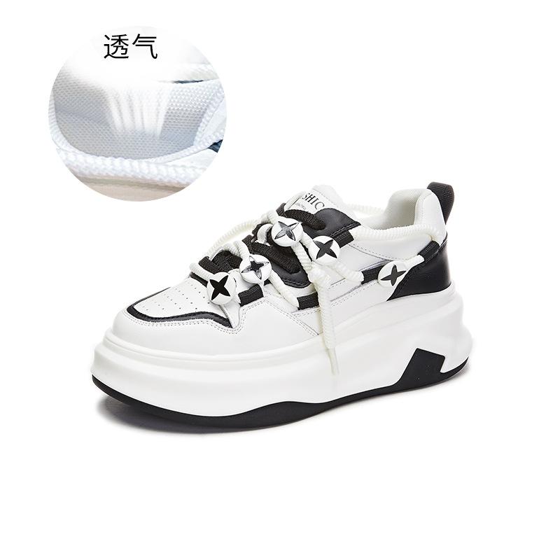 Absorbent sole leather little white shoes women's 2025 spring new platform bread shoes casual board shoes women's versatile women's shoes tide