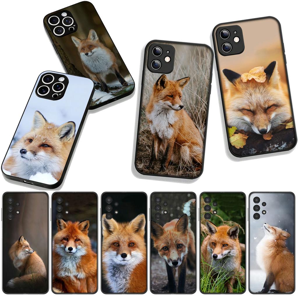 Cover for Apple iPhone 17 16 11 Pro XS Max XR 6 7 8 Plus 16E SE 2020 Air 5 SE2 Phone Case Wild Pets Fox Wallpaper