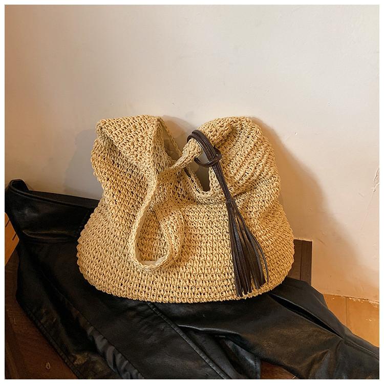 IELGY Lazy Loose Feel Shoulder Large Capacity Bag Summer Seaside Vacation Straw Beach Bag