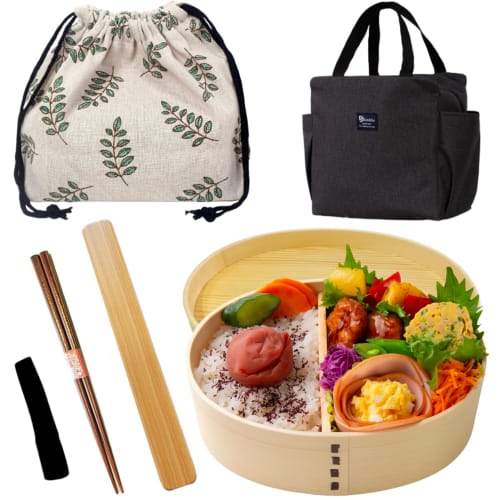 [Includes Green Leaf Pattern Drawstring Bag] 1. Bento Box (Wakamatsuki) White Wood (Yanagi Cedar) 2. Chopsticks 3. Insulated Heating Bag 4. Drawstring