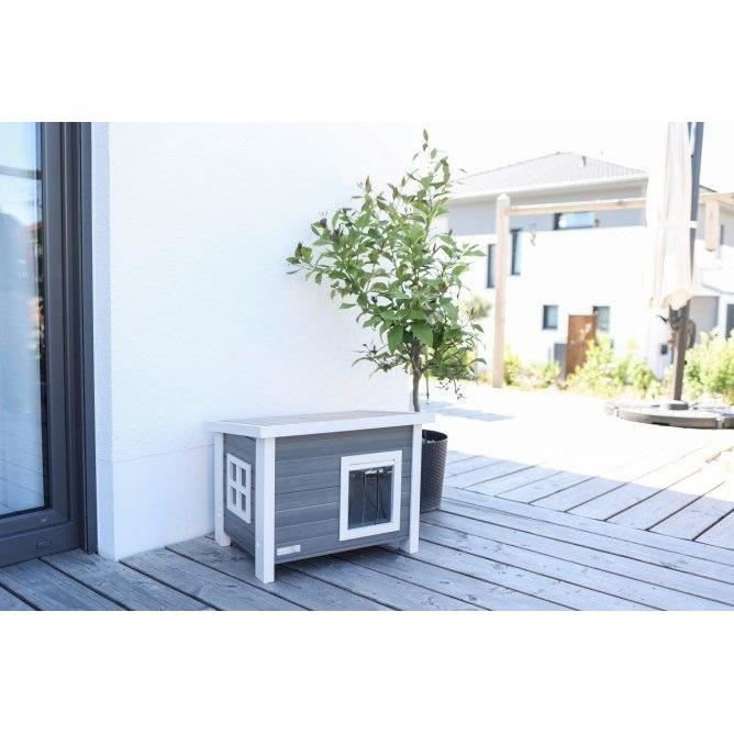 Outdoor Cat House Made of Composite, Durable Material - KERBL - ECO Eli - Grey / White - 57 X 45 X 43 Cm