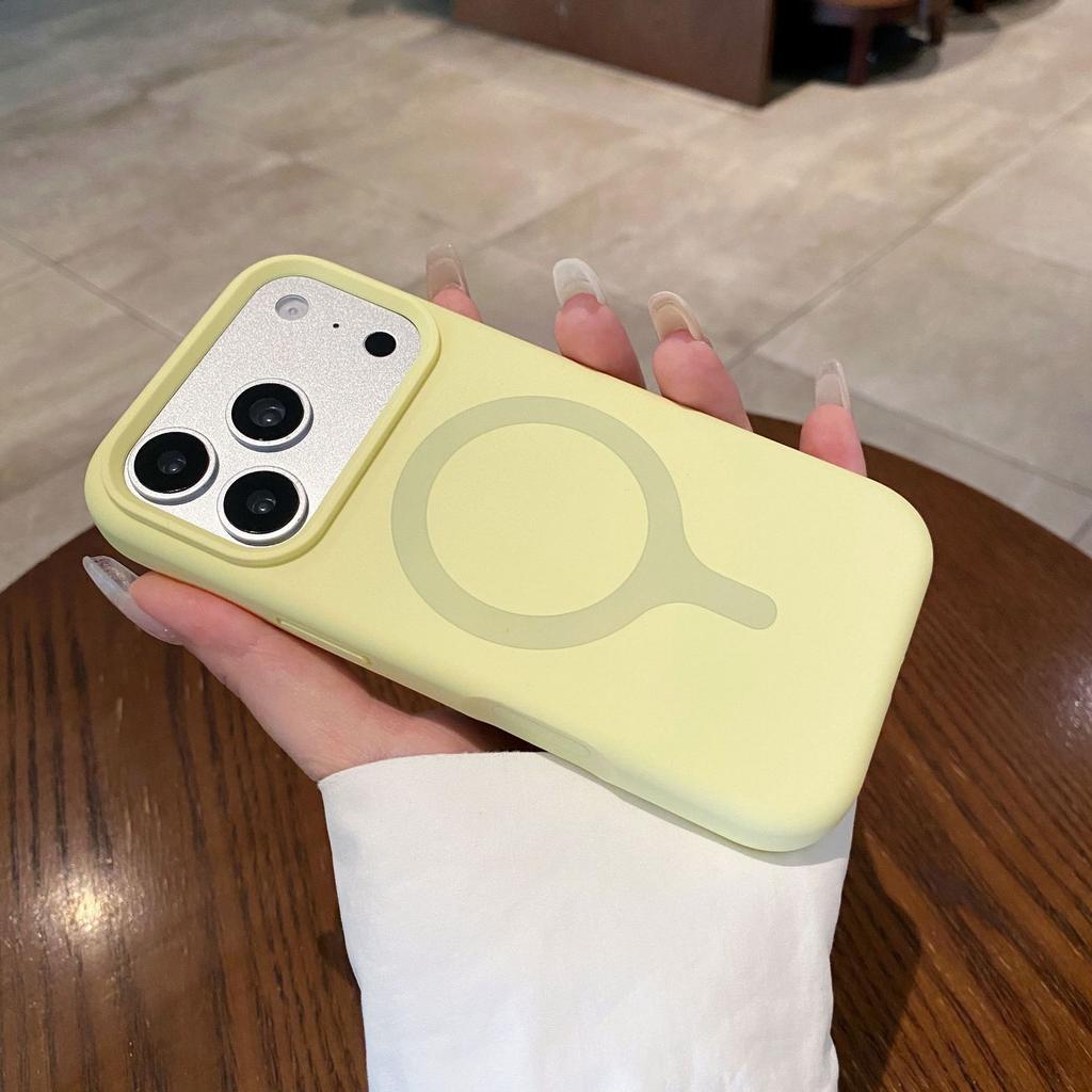 Applicable to iPhone17ProMAX mobile phone case, liquid silicone one-piece magnetic suction Apple 16 all-inclusive anti-drop protective case