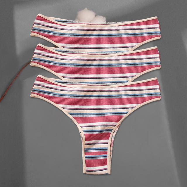 

FINETOO 3Pcs/lot Жінки Безшовна нижня білизна Жінки Смугасті бразильські трусики Ladies Барвисті бавовняні труси Зручна білизна XL