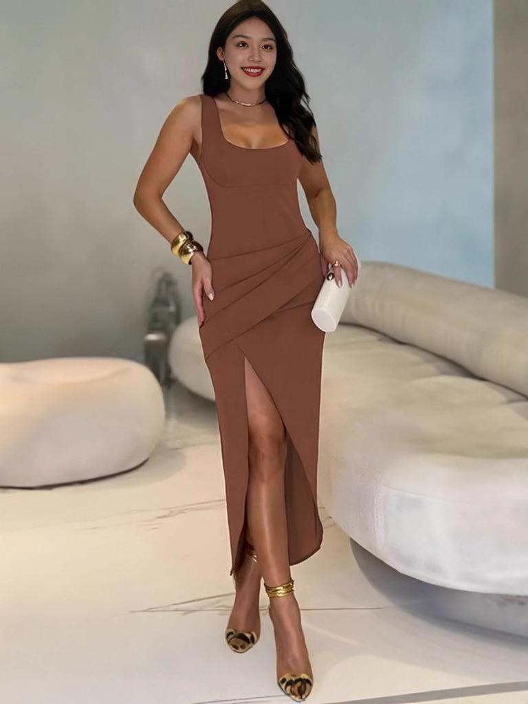 2025 Slim-Fit Spaghetti Strap Bodycon Dress with Slit & Backless Design