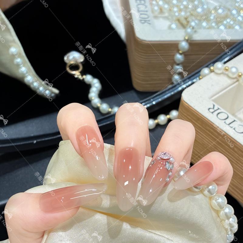 Y43 Autumn/Winter High-End Nude Rhinestone Handmade Versatile Wearable Nail Art.