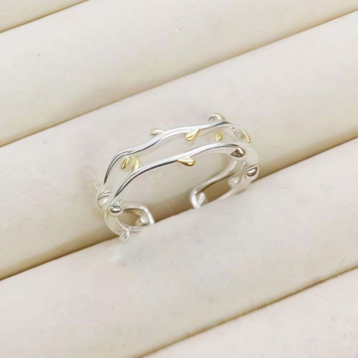 

Branch Golden Leaf Adjustable Open Ring for Women - Small Fresh Double Layer Design