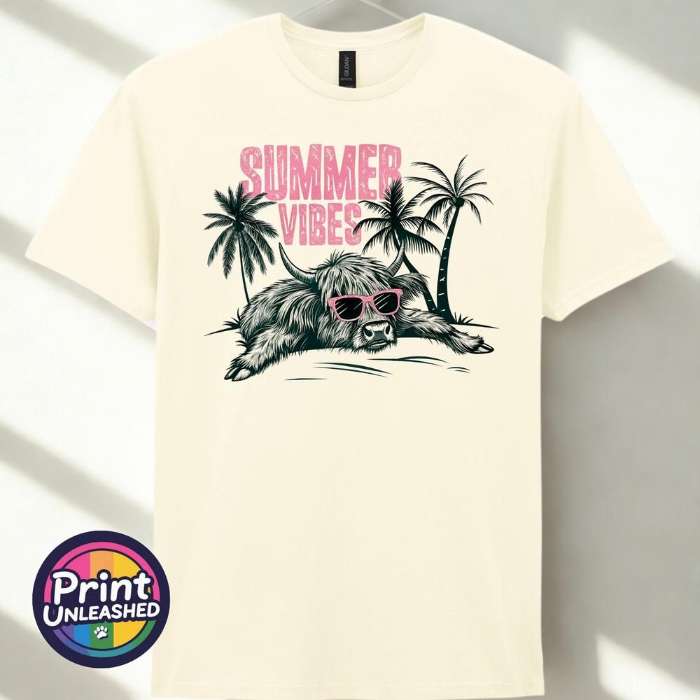 Highland Cow Summer Vibes T Shirt Funny Scottish Cow Beach Holiday Unisex Tee