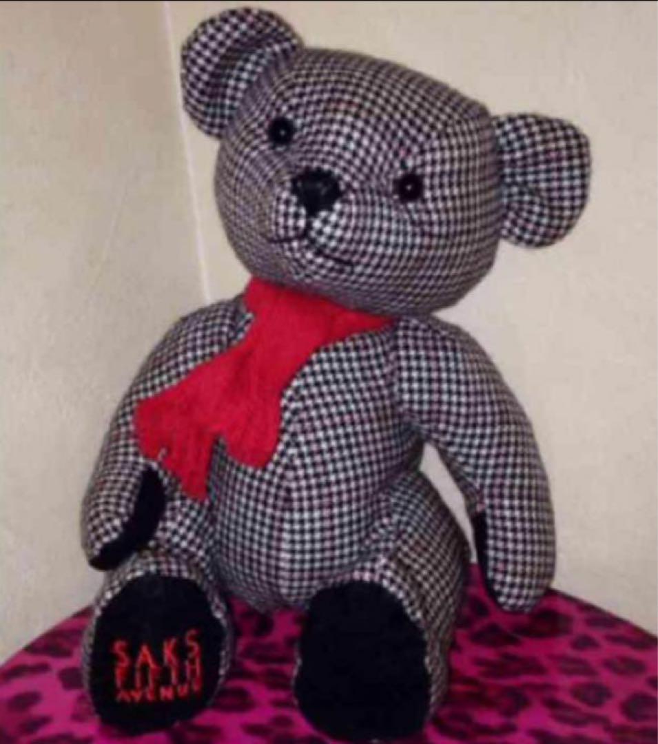 

[USED] Similar teddy bears, Saks Fifth Avenue NY Bears