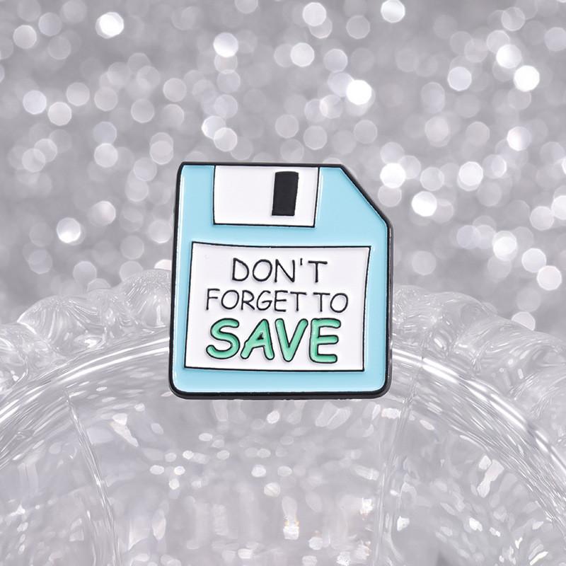 Cartoon Stylish Qhxz26822684 Brooch Colorful Alloy Pin For Creative Winter Statement Fashion
