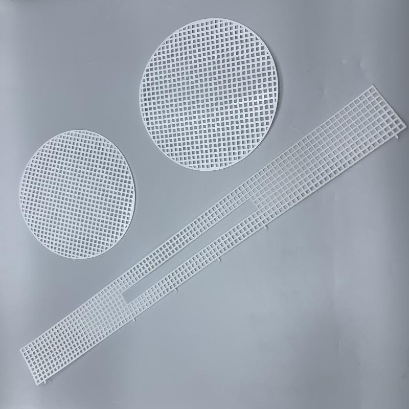 

Perfect Crafts Set: Shoulder Bag, Handbag, Auxiliary Knitting with Plastic Mesh Kit.