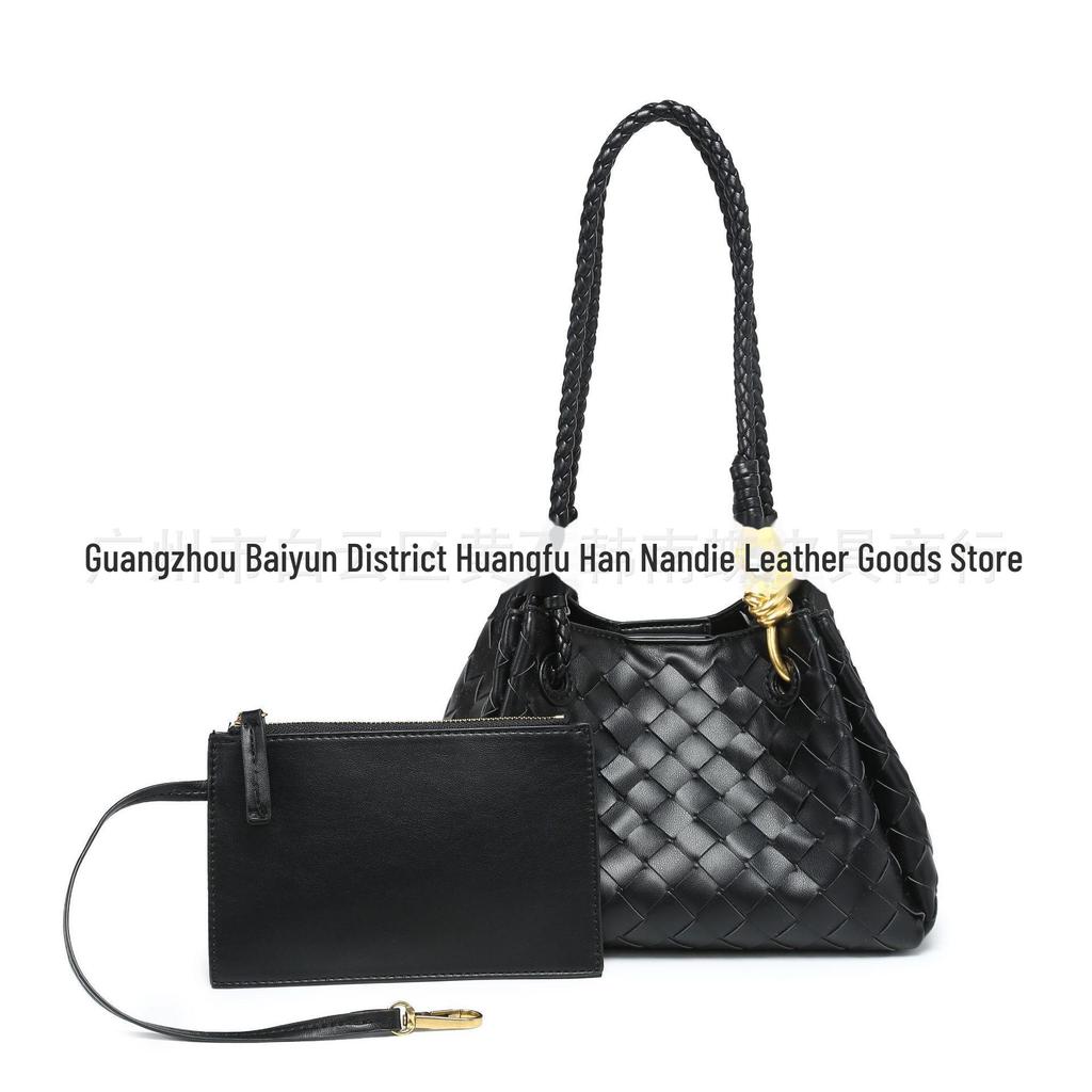 2024 High-Quality Textured Woven Bucket Bag with Knotted Hardware