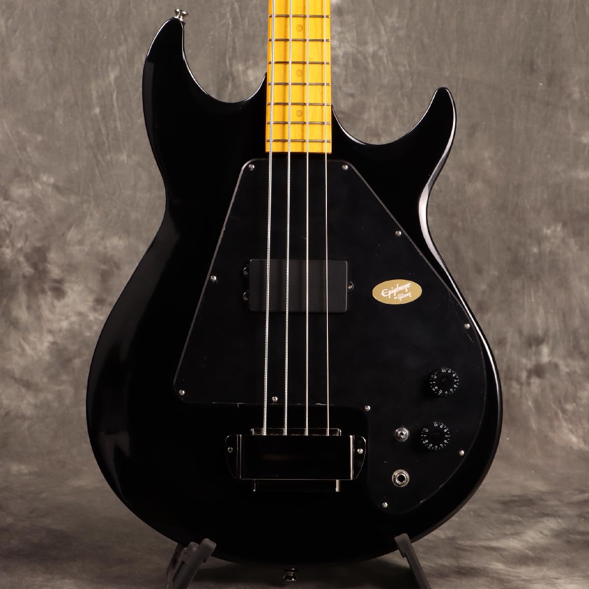 

by Gibson Grabber Bass Ebony Epiphone Epiphone/Inspired [S/N 24081521386]