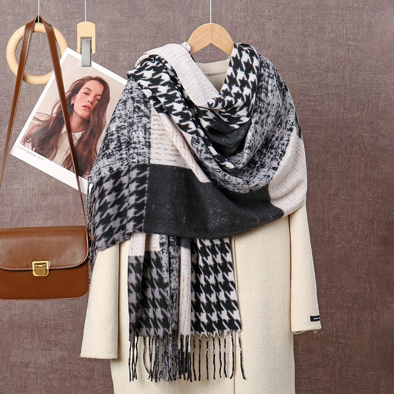 Autumn and winter new imitation cashmere long scarf retro geometric square scarf warm high-end fringed women's shawl